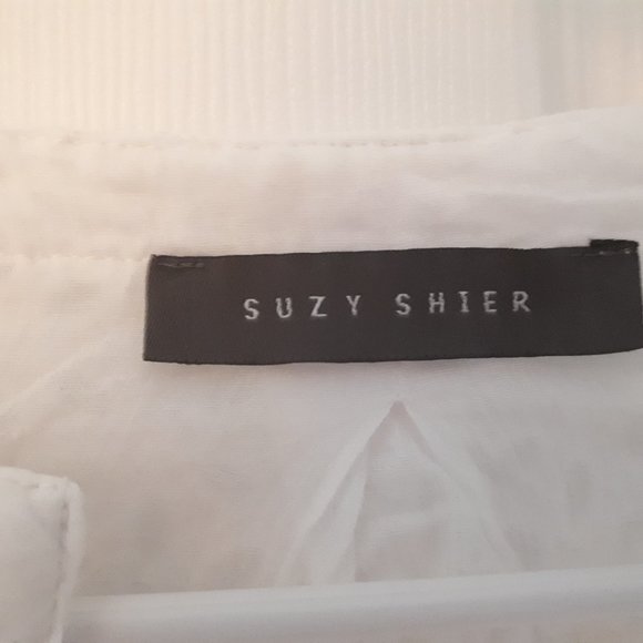 NWOT beautiful white Suzy shier size small eyelet bolero jacket - Picture 3 of 3